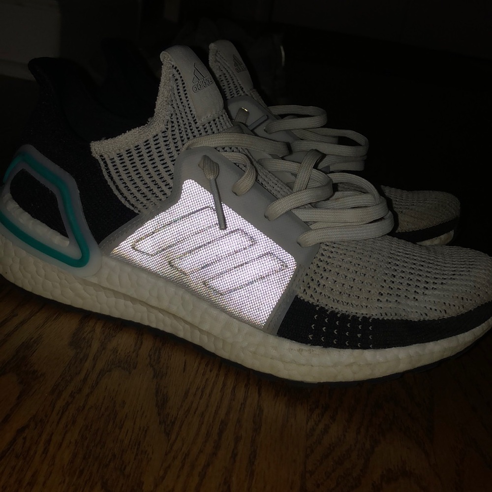 Ultraboost - Picture 2 of 6